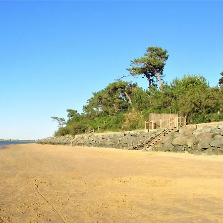 Mer,,a 1mn ! فندق *